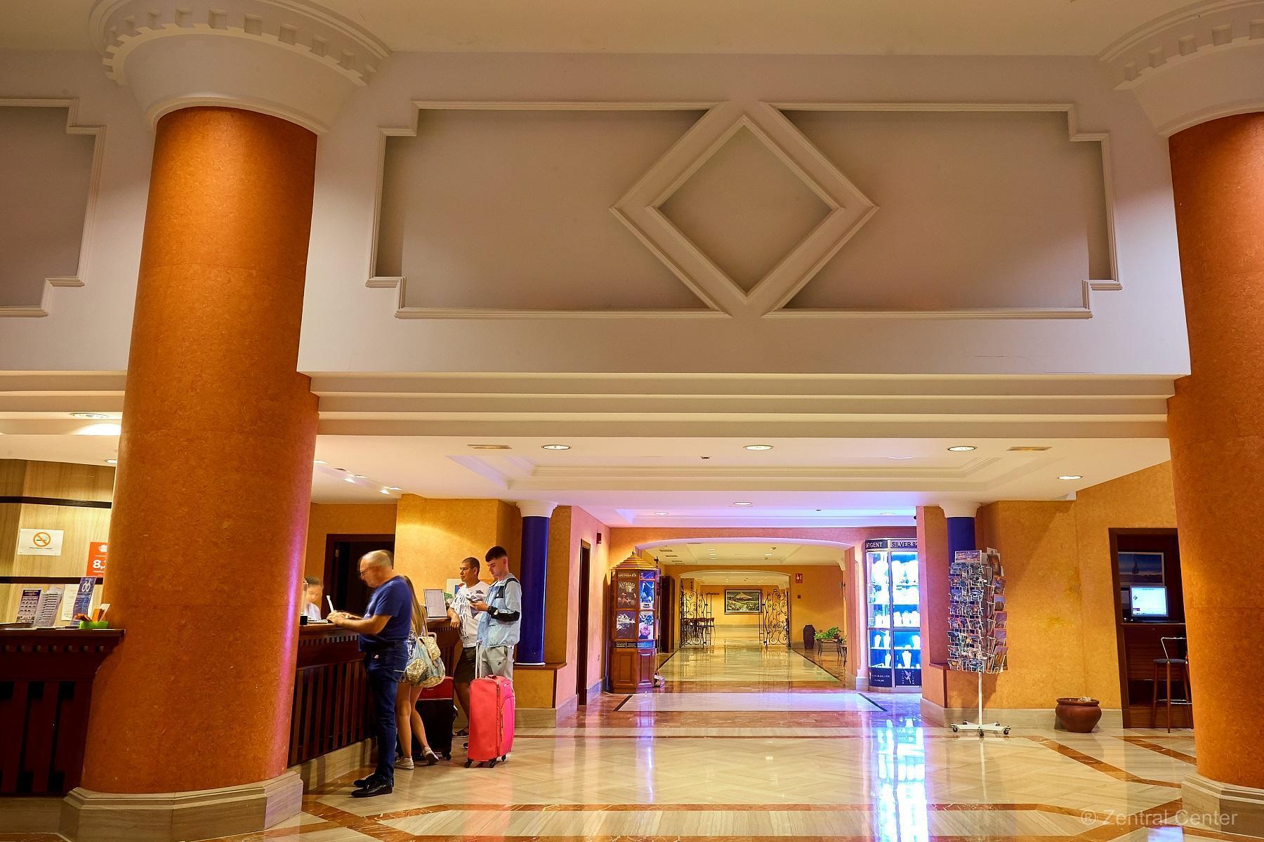 Hotel Zentral Center - Adults Only بلايا ذي لاس أميريكاس المظهر الخارجي الصورة