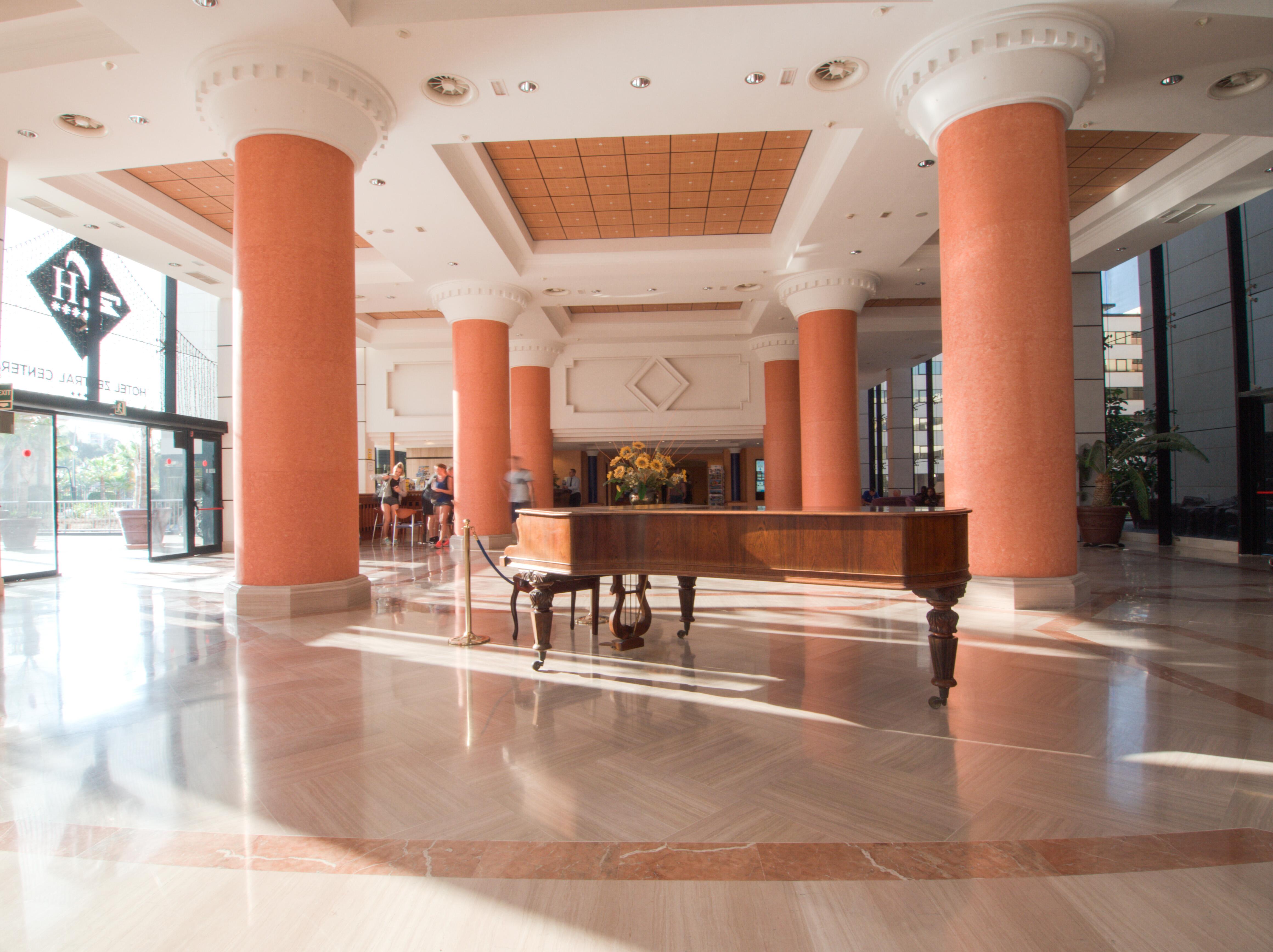 Hotel Zentral Center - Adults Only بلايا ذي لاس أميريكاس المظهر الخارجي الصورة
