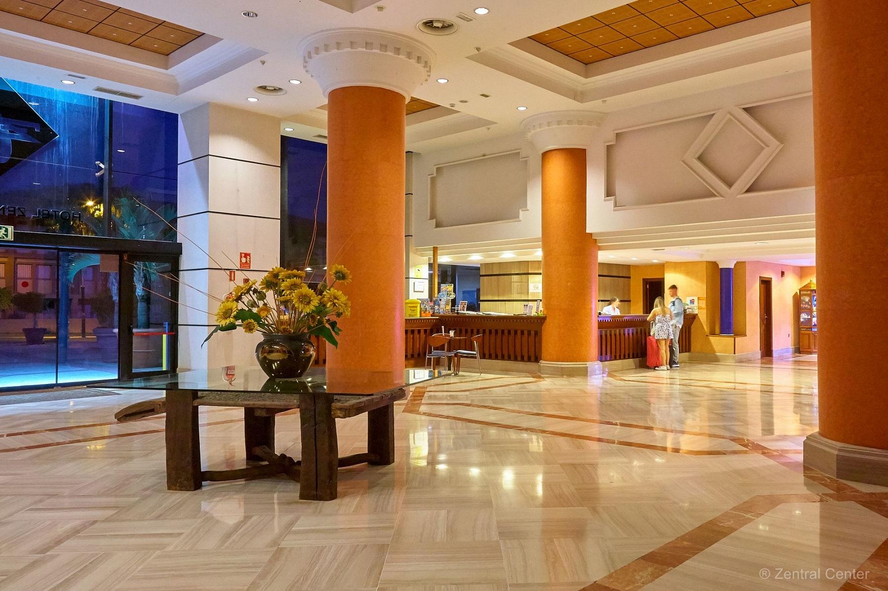 Hotel Zentral Center - Adults Only بلايا ذي لاس أميريكاس المظهر الخارجي الصورة